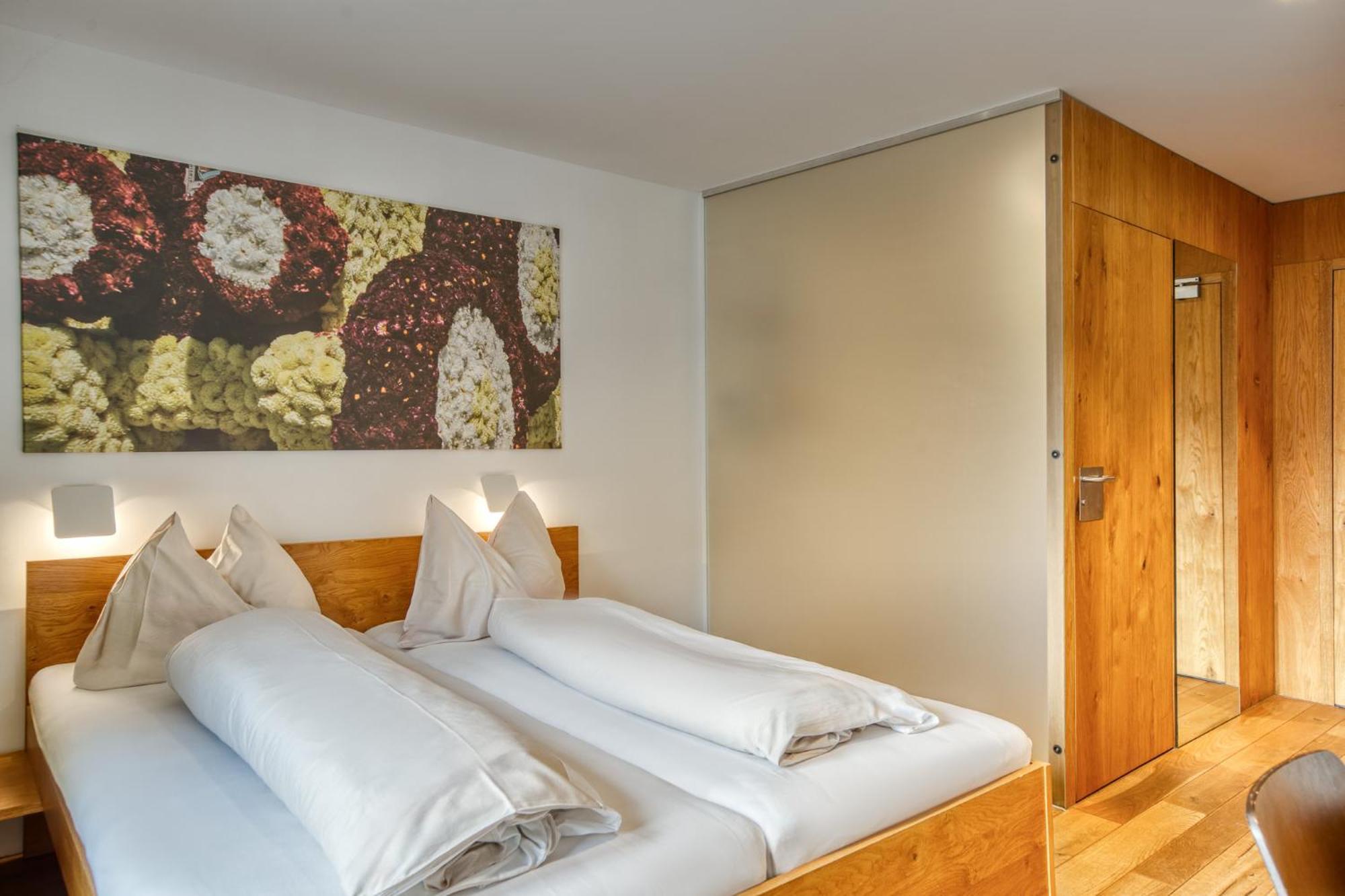 Hotel Wirtshaus Sattlerwirt Ebbs Room photo